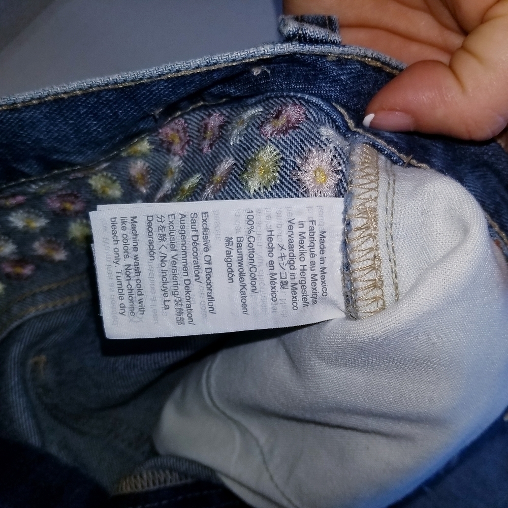 Madewell | Embroidery Summer shorts, size 28 - Picture 11 of 16